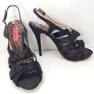 BETSEY JOHNSON Knot Me Up Black Satin Knotted Strappy Platform Sandals Like New